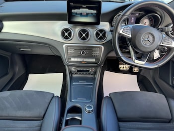 Used Mercedes-Benz GLA 2017 for sale - 76117130: Photo 2