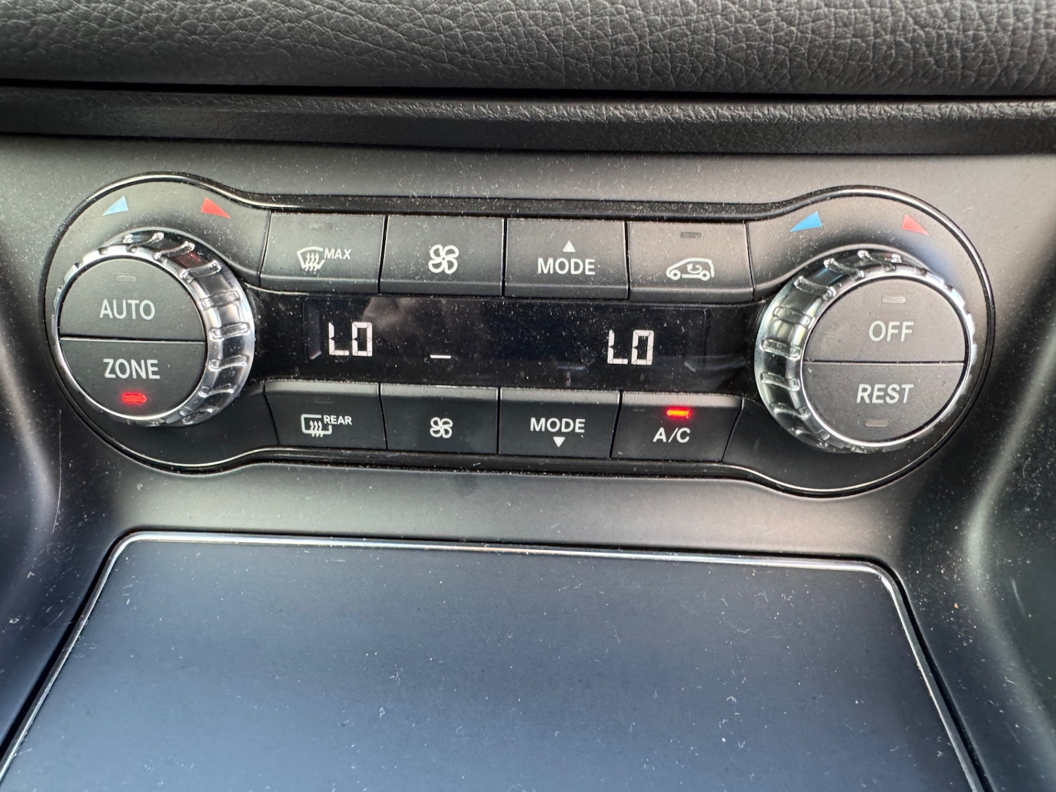 Used Mercedes-Benz GLA 2017 for sale - 76117130: Photo 32