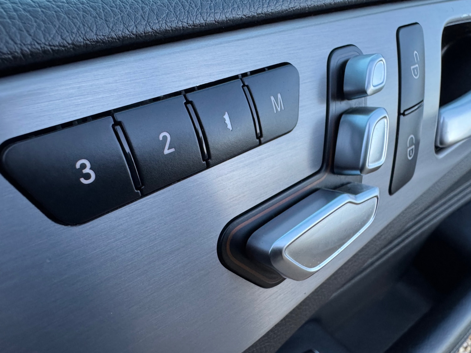 Used Mercedes-Benz GLE 2018 for sale - 77902630: Photo 26