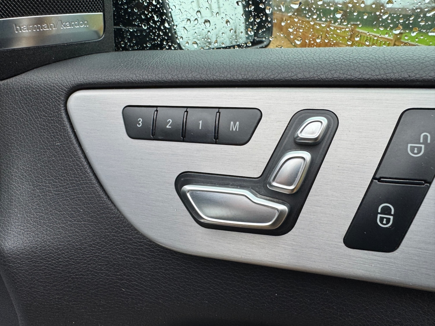 Used Mercedes-Benz GLE 2018 for sale - 76768973: Photo 15