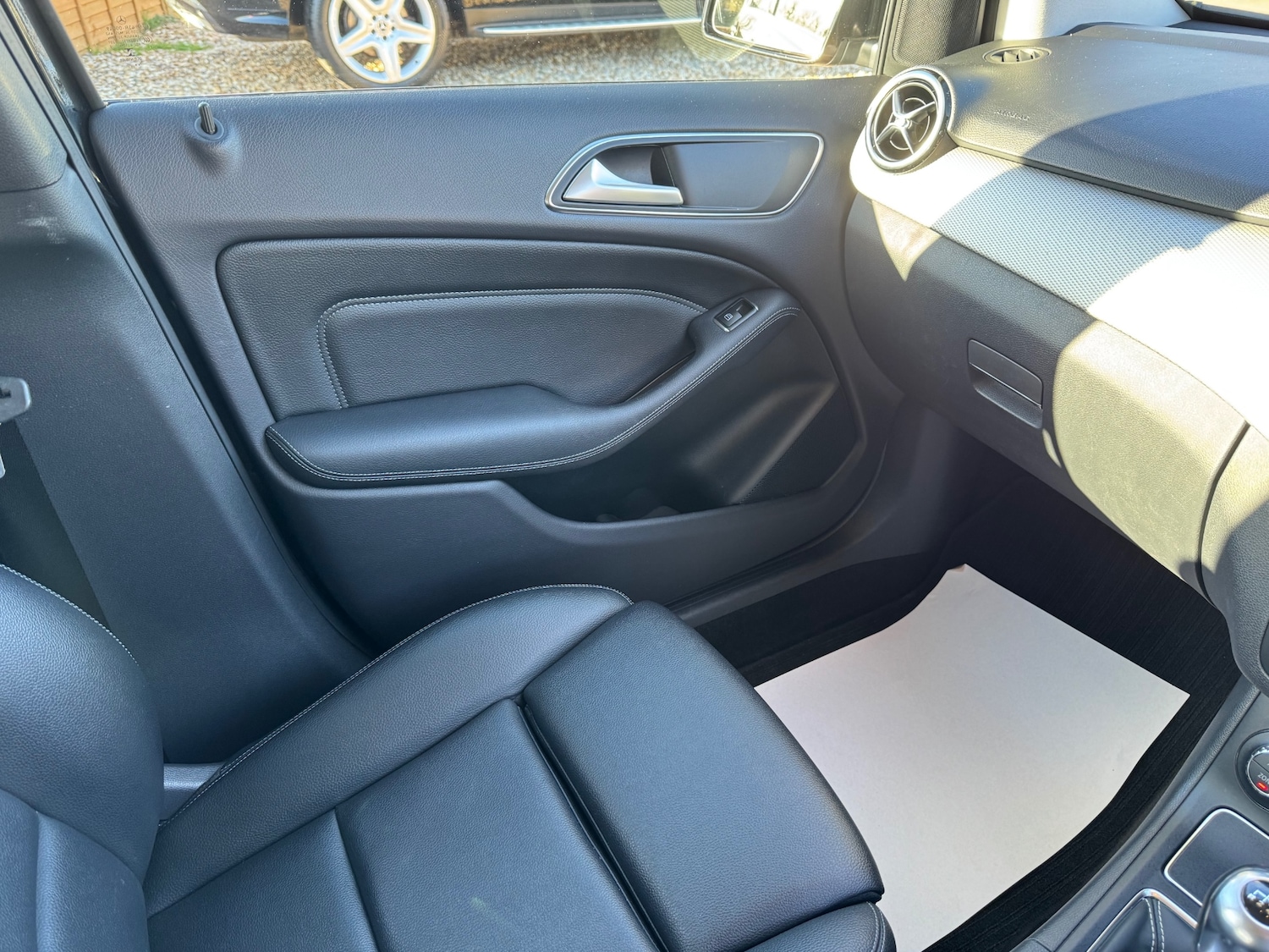 Used Mercedes-Benz B Class 2017 for sale - 77902603: Photo 26