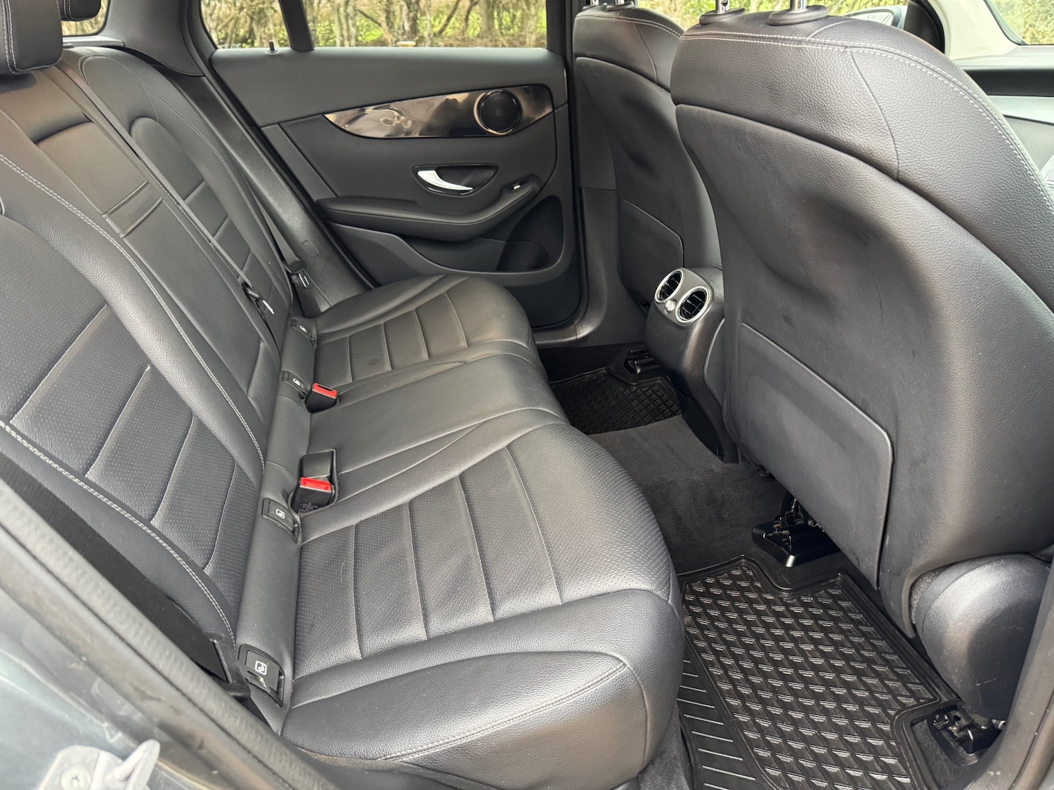 Used Mercedes-Benz GLC 2019 for sale - 77335668: Photo 14