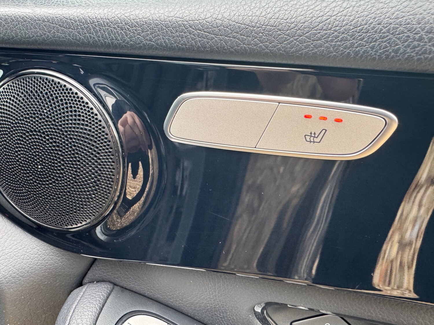 Used Mercedes-Benz GLC 2019 for sale - 77335668: Photo 29