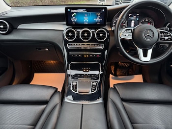 Used Mercedes-Benz GLC 2019 for sale - 77335668: Photo