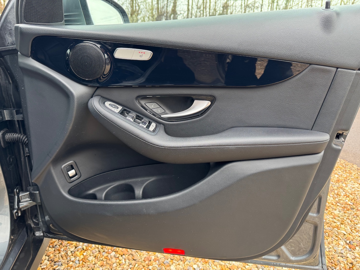 Used Mercedes-Benz GLC 2019 for sale - 77335668: Photo 31