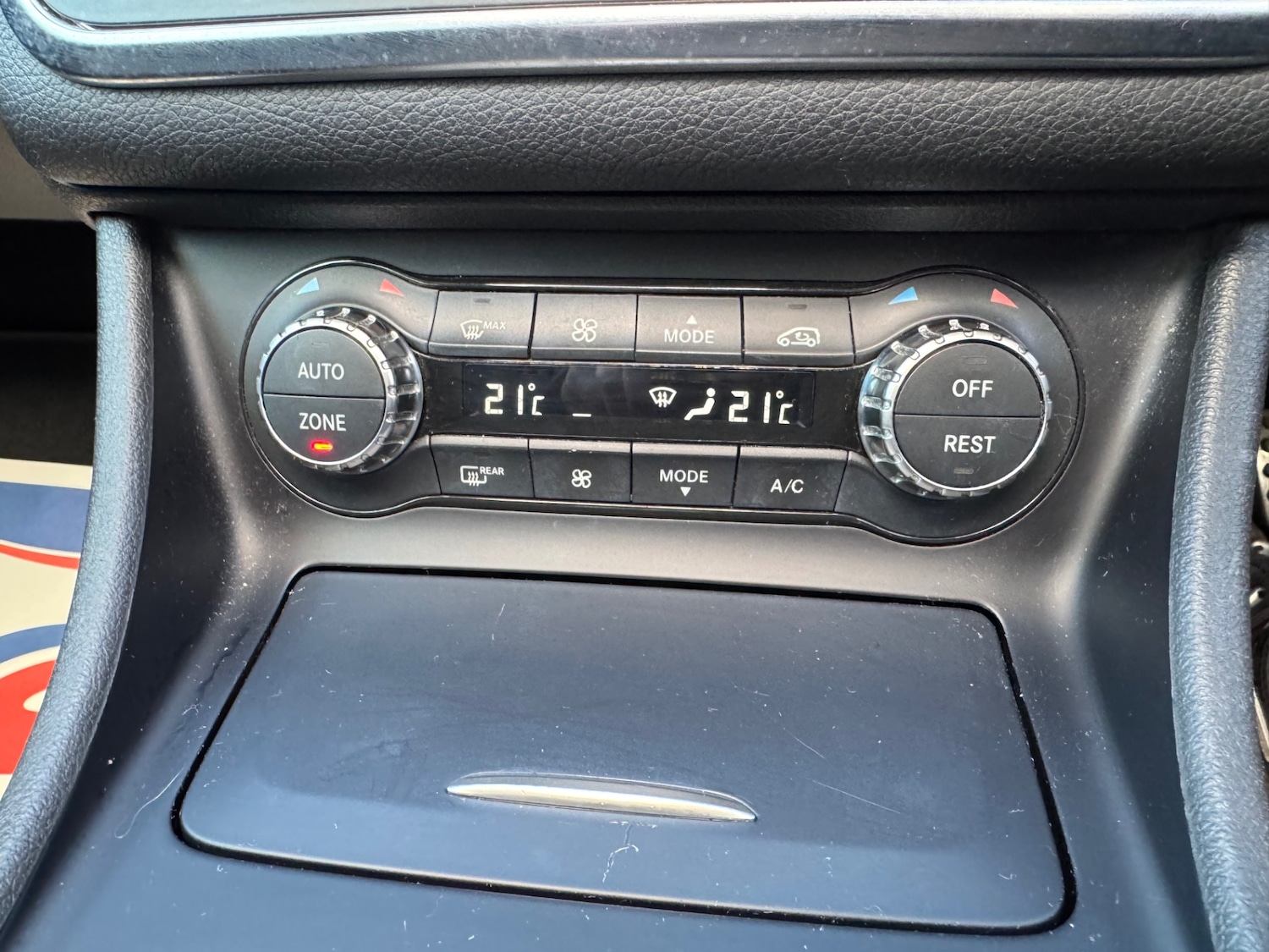 Used Mercedes-Benz GLA 2015 for sale - 77233841: Photo 30