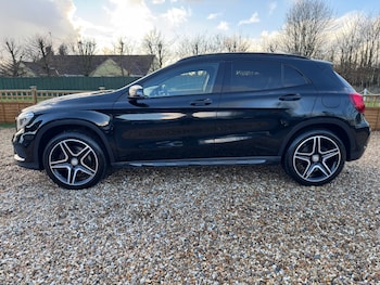 Used Mercedes-Benz GLA 2015 for sale - 77233841: Photo