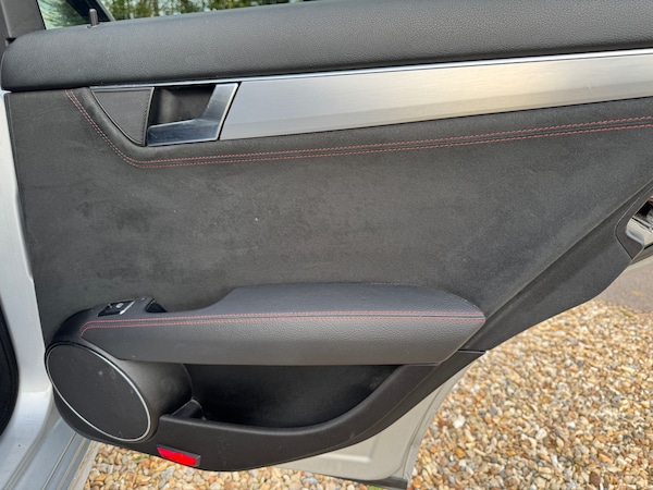 Used Mercedes-Benz C Class 2013 for sale - 76209032: Photo 20