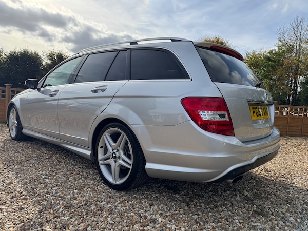 Used Mercedes-Benz C Class 2013 for sale - 76209032: Photo 3