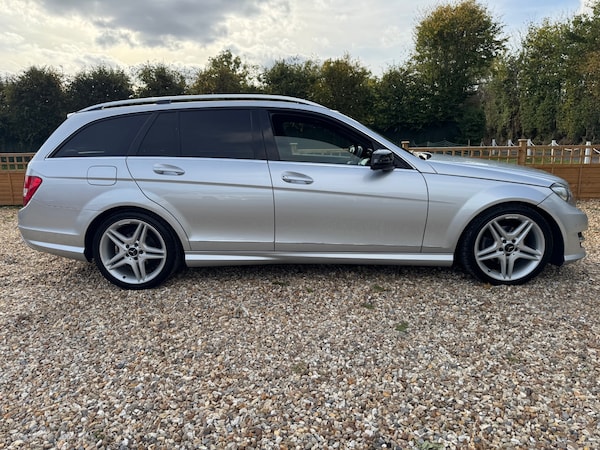 Used Mercedes-Benz C Class 2013 for sale - 76209032: Photo 4