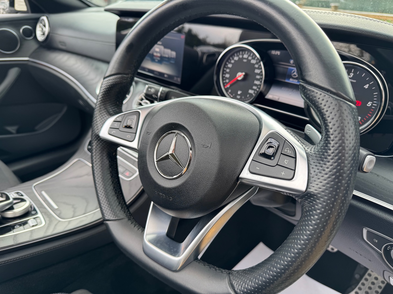 Used Mercedes-Benz E Class 2018 for sale - 77638668: Photo 29