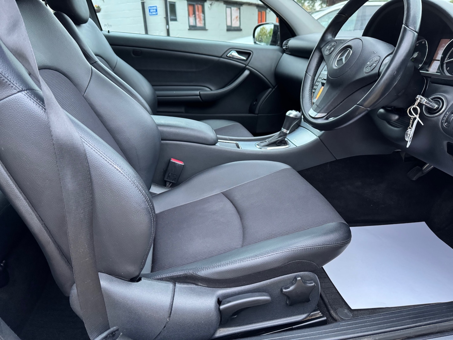 Used Mercedes-Benz CLC Class 2010 for sale - 76437956: Photo 10