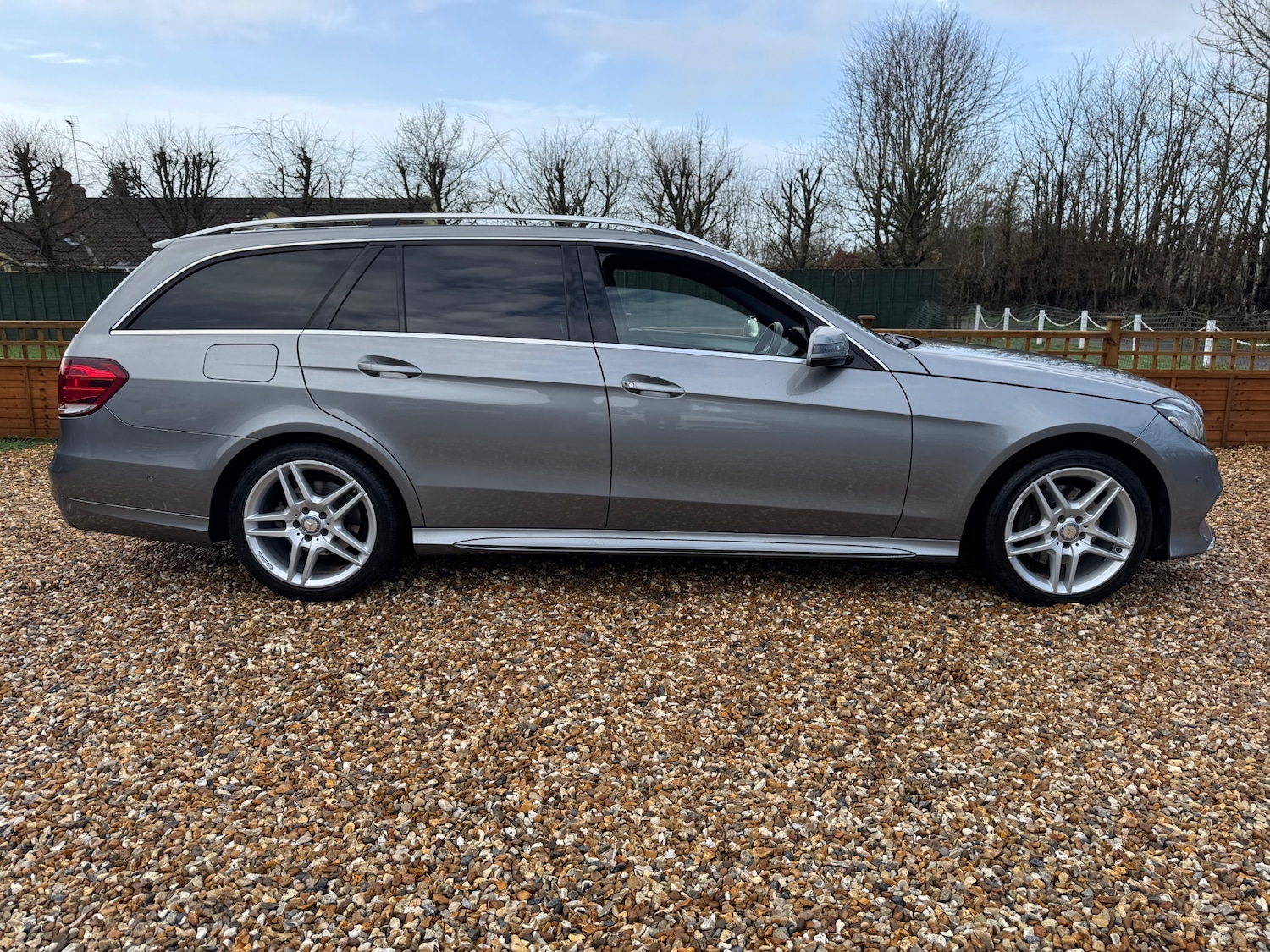 Used Mercedes-Benz E Class 2014 for sale - 77391742: Photo 4