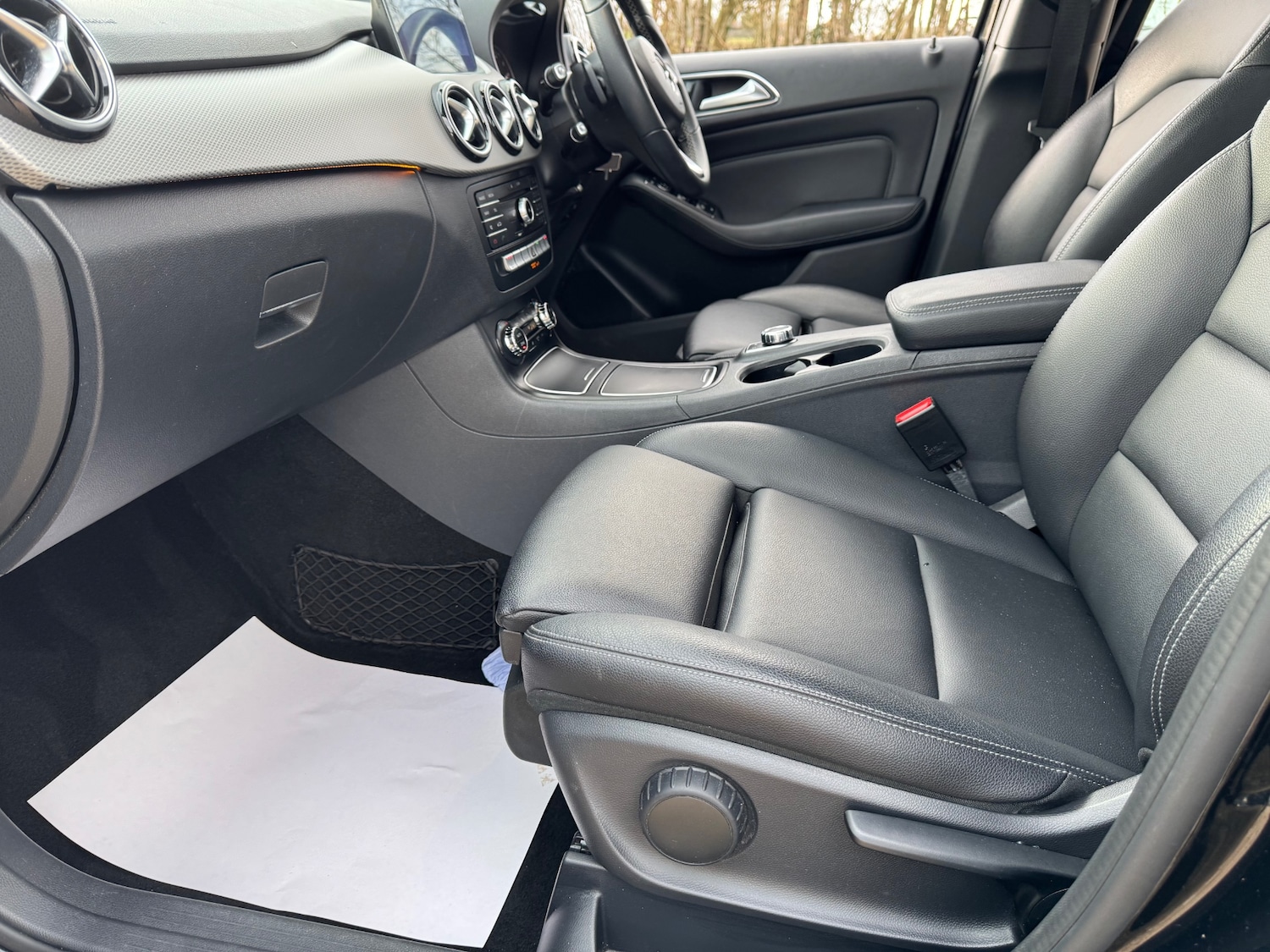 Used Mercedes-Benz B Class 2017 for sale - 77532317: Photo 17