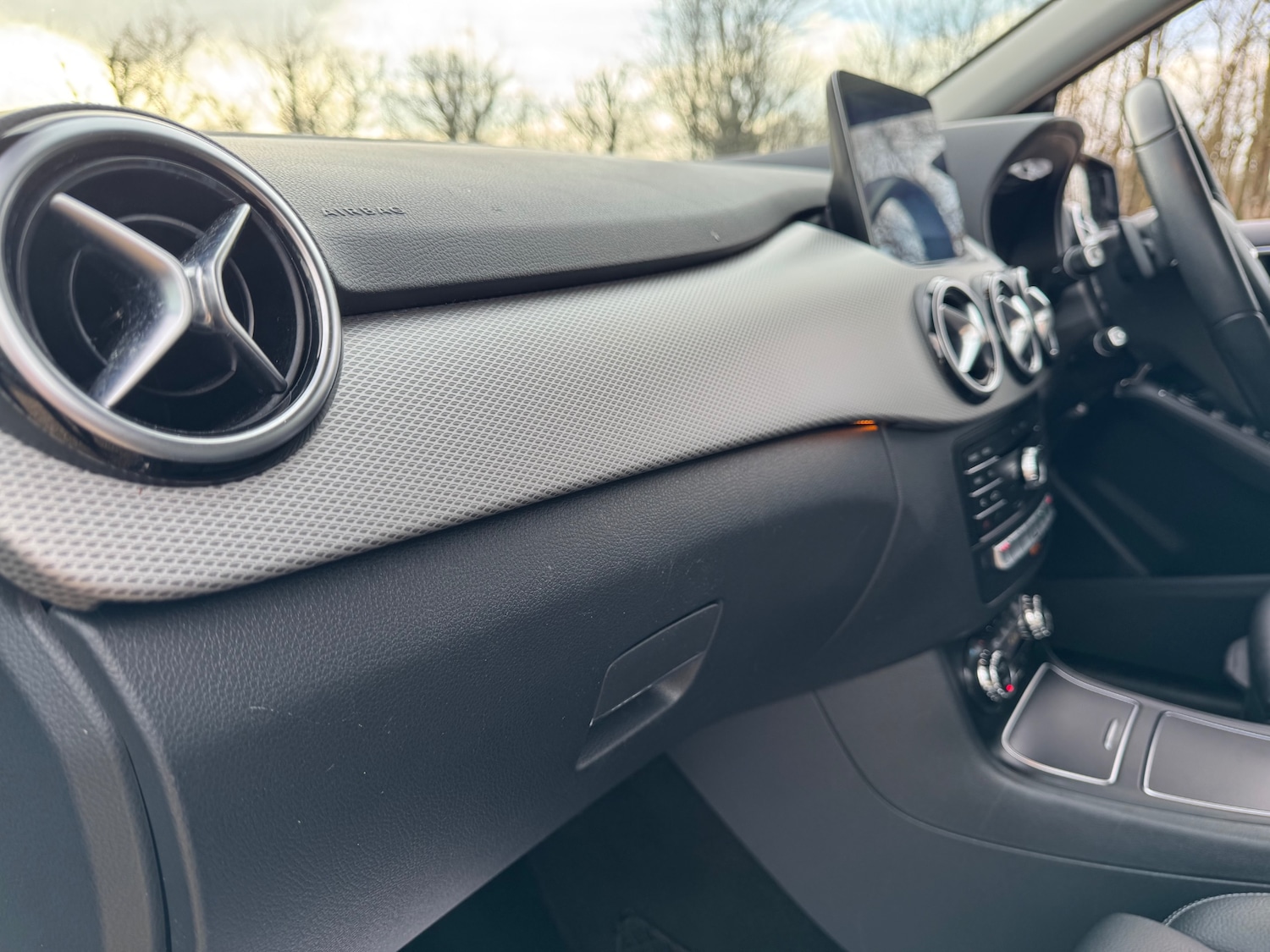 Used Mercedes-Benz B Class 2017 for sale - 77532317: Photo 23