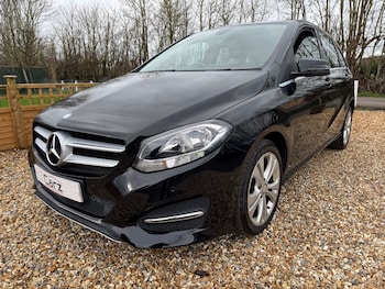 Used Mercedes-Benz B Class 2017 for sale - 77532317: Photo