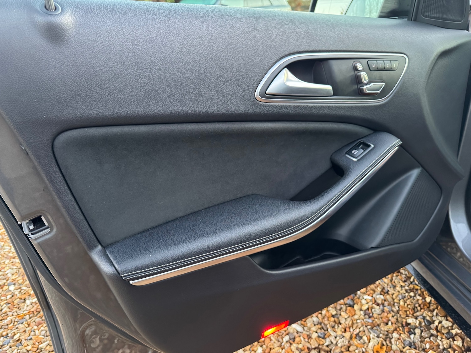 Used Mercedes-Benz A-Class 2017 for sale - 76625433: Photo 29