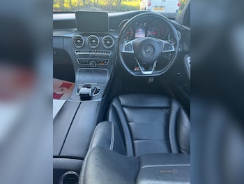 Used Mercedes-Benz C Class 2017 for sale - 76085715: Photo 4