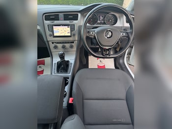 Used Volkswagen Golf 2016 for sale - 75578981: Photo