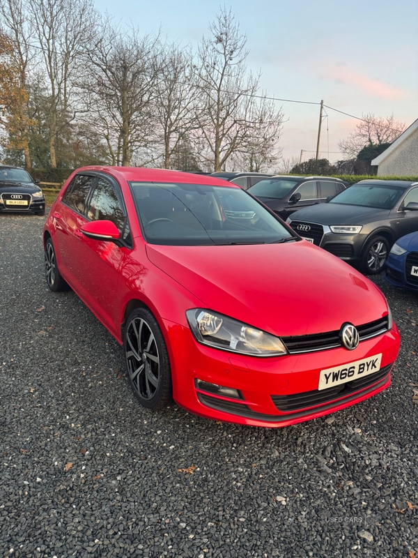 Used Volkswagen Golf 2017 for sale - 76667674: Photo 1