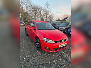 Used Volkswagen Golf 2017 for sale - 76667674: Photo