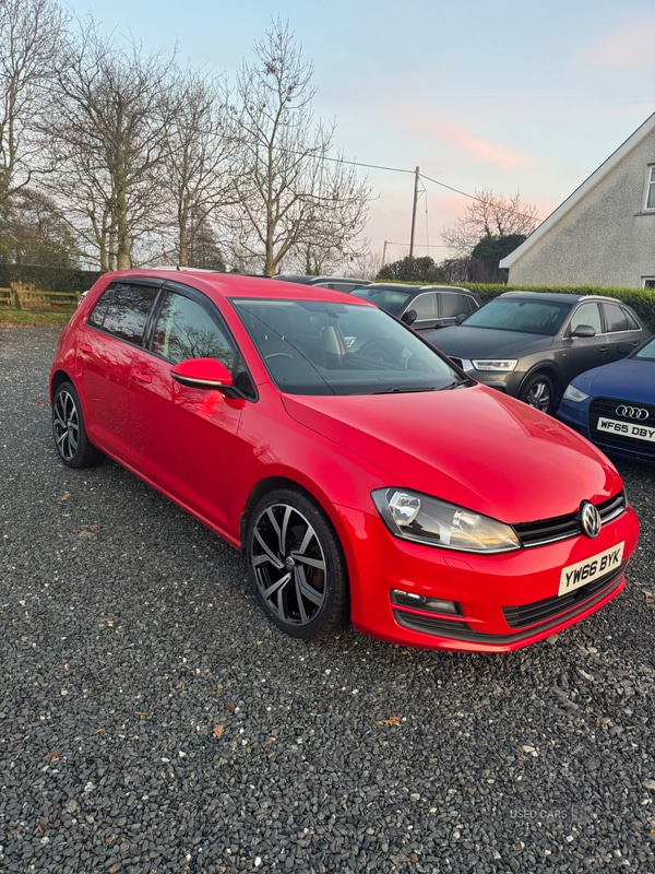 Used Volkswagen Golf 2017 for sale - 76667674: Photo 2