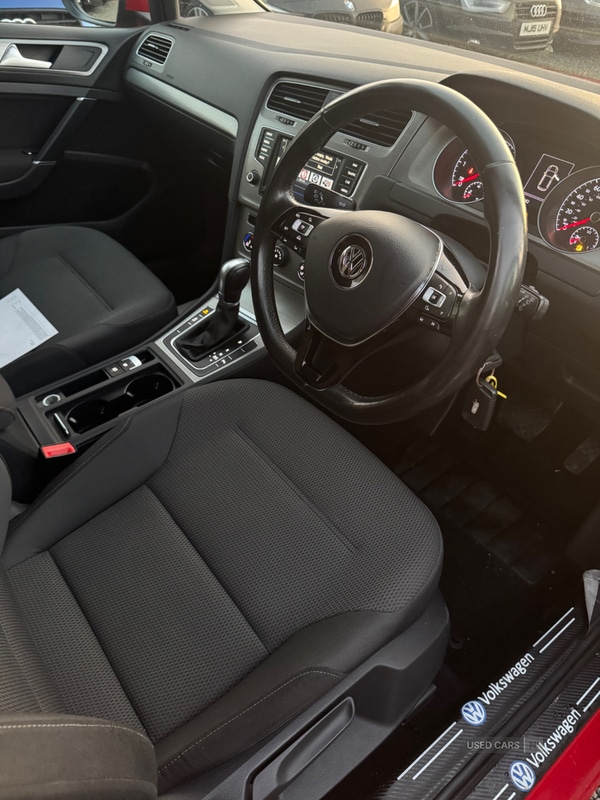 Used Volkswagen Golf 2017 for sale - 76667674: Photo 5