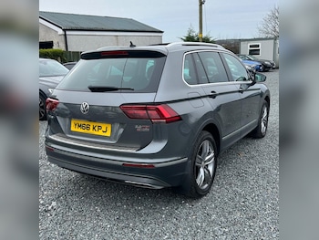 Used Volkswagen Tiguan 2016 for sale - 78549372: Photo