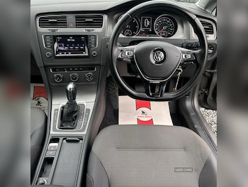 Used Volkswagen Golf 2013 for sale - 77684697: Photo