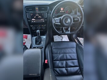 Used Volkswagen Golf 2016 for sale - 77626642: Photo