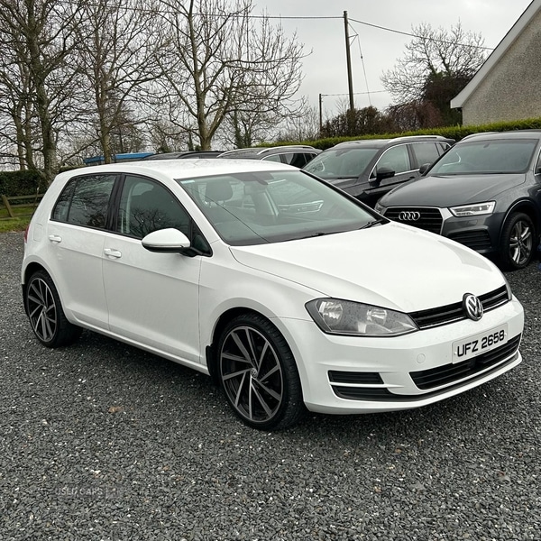Used Volkswagen Golf 2014 for sale - 77401086: Photo 2