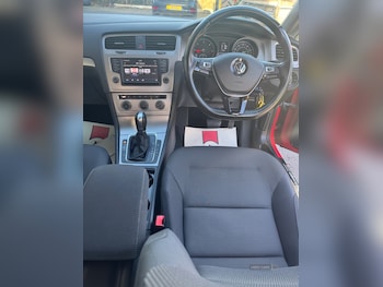 Used Volkswagen Golf 2017 for sale - 76378287: Photo