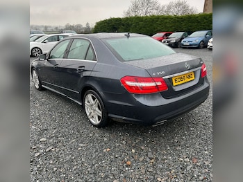 Used Mercedes-Benz E Class 2009 for sale - 79350066: Photo