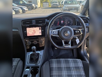 Used Volkswagen Golf 2017 for sale - 79350094: Photo