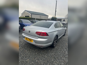 Used Volkswagen Passat 2017 for sale - 76914243: Photo