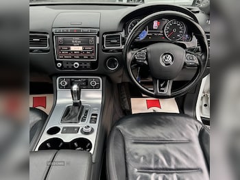 Used Volkswagen Touareg 2015 for sale - 77926464: Photo