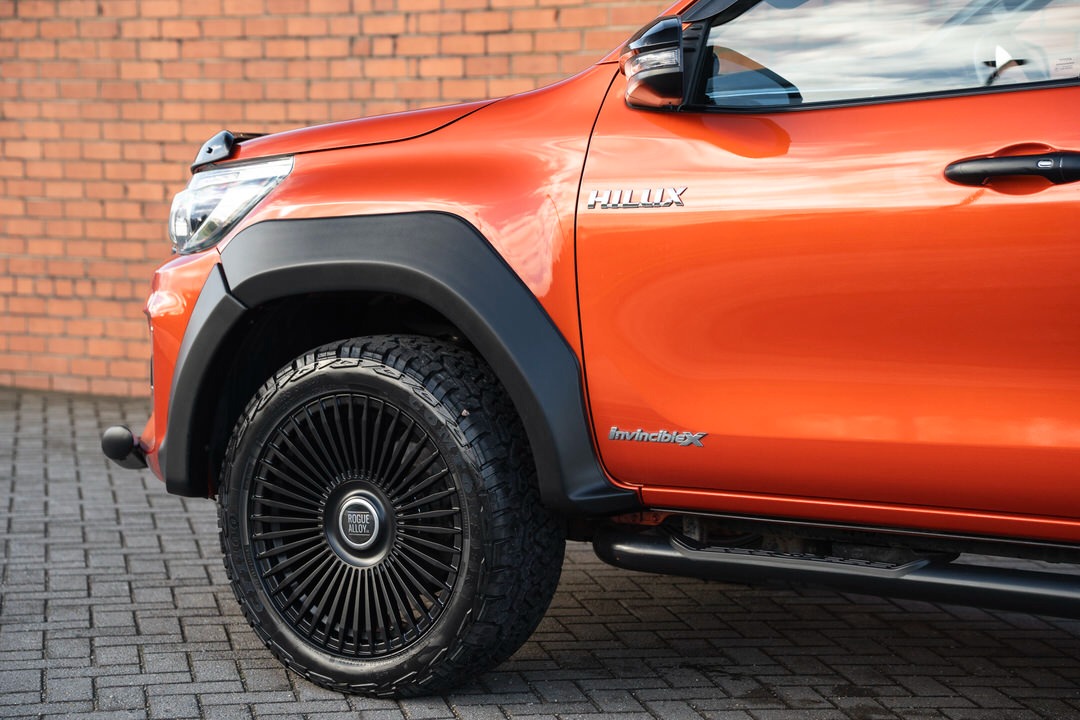 Used Toyota Hilux 2019 for sale - 76470882: Photo 12