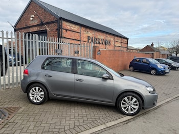 Used Volkswagen Golf 2011 for sale - 77589972: Photo