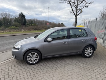Used Volkswagen Golf 2011 for sale - 77589972: Photo