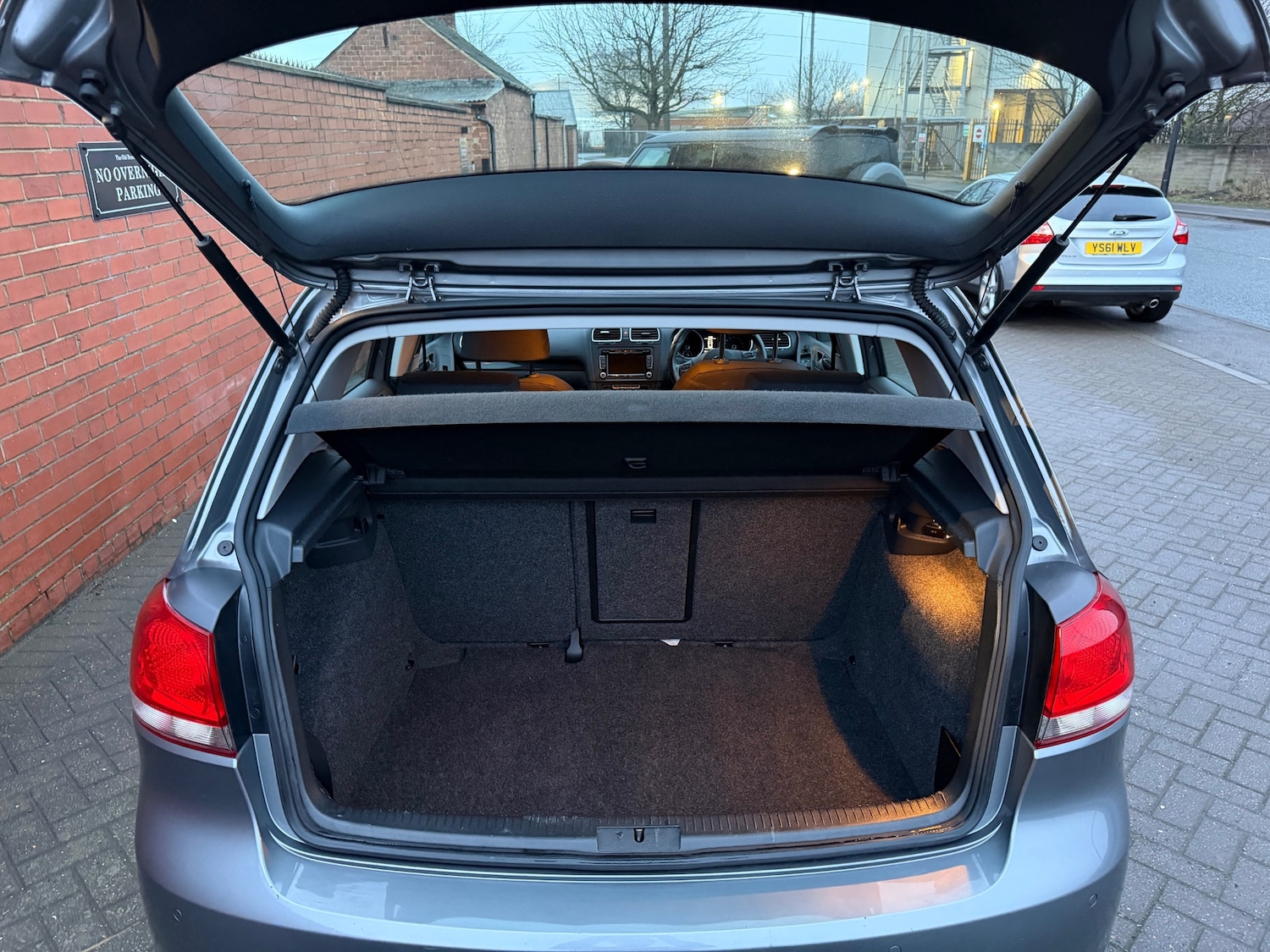 Used Volkswagen Golf 2011 for sale - 77465451: Photo 10