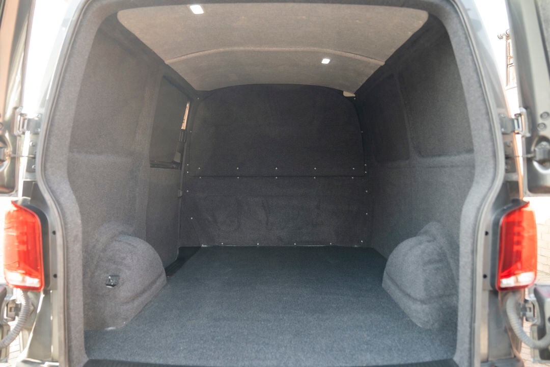 Used Volkswagen Transporter 2024 for sale - 76526471: Photo 7