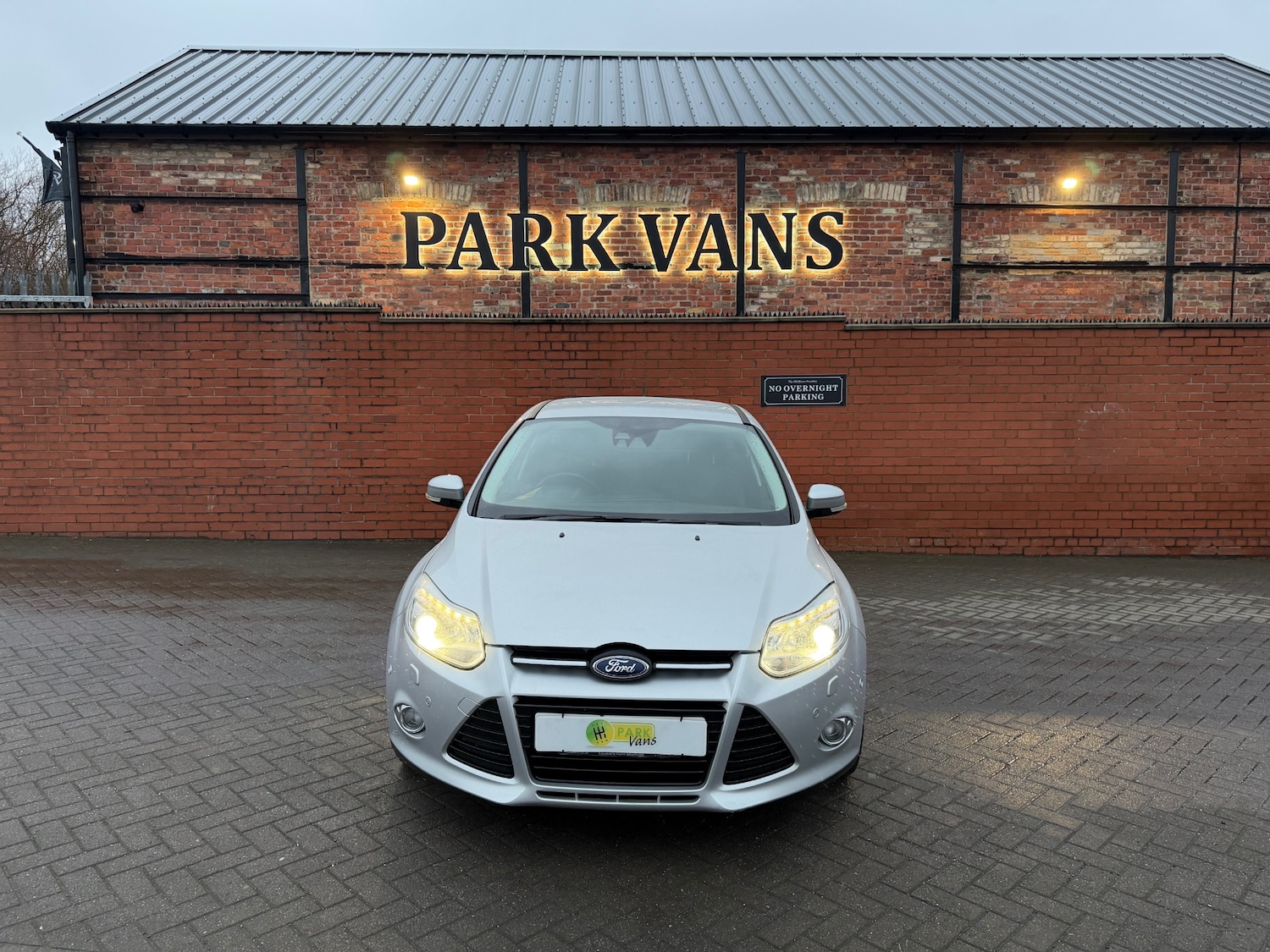 Used Ford Focus 2012 for sale - 77465454: Photo 2