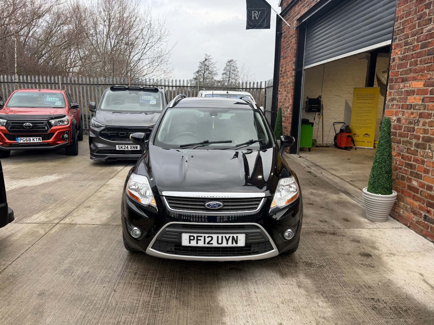 Used Ford Kuga 2012 for sale - 77310774: Photo 1