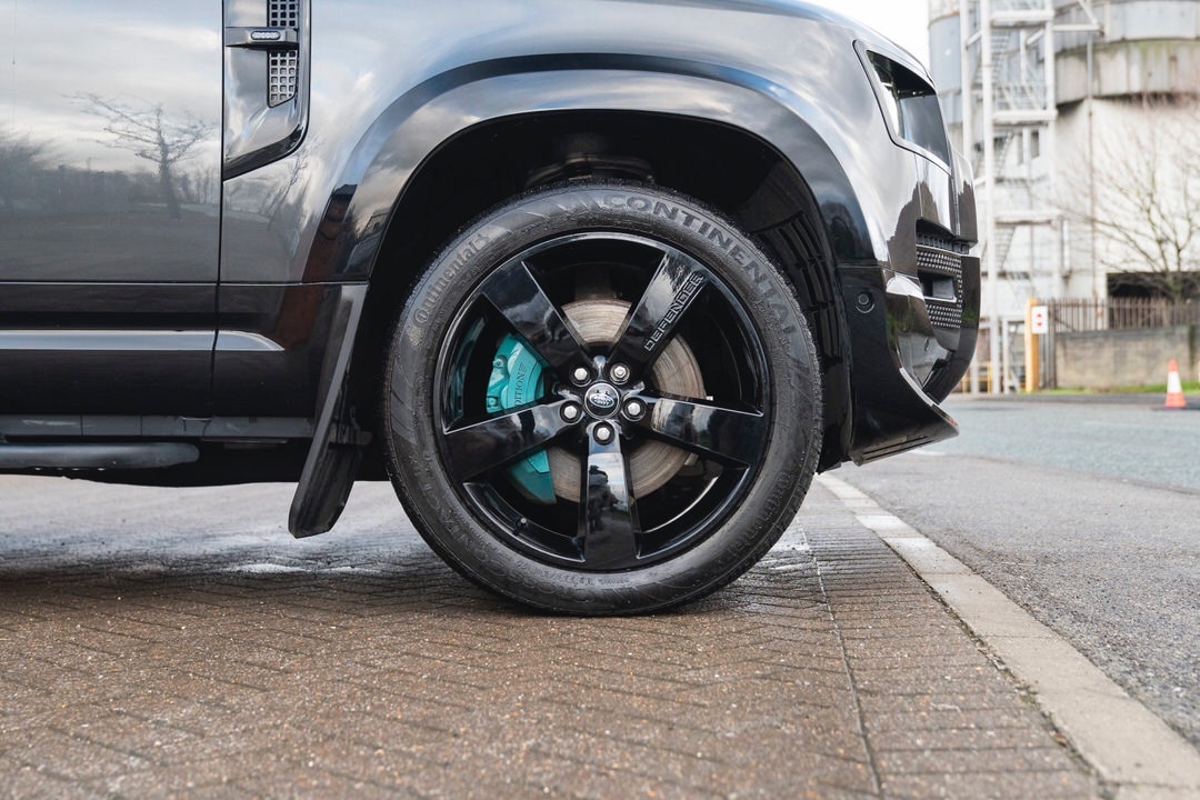 Used Land Rover Defender 2024 for sale - 76693077: Photo 16