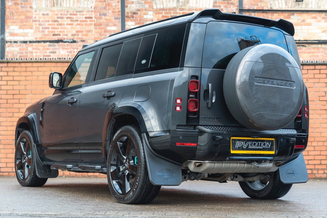 Used Land Rover Defender 2024 for sale - 76693077: Photo 17