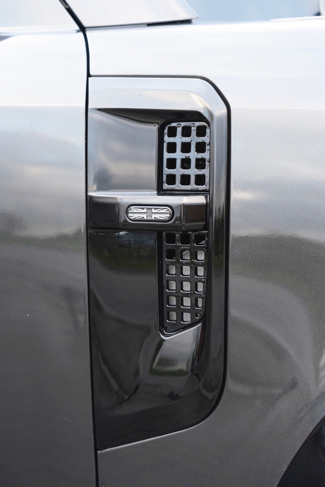 Used Land Rover Defender 2024 for sale - 76693077: Photo 21