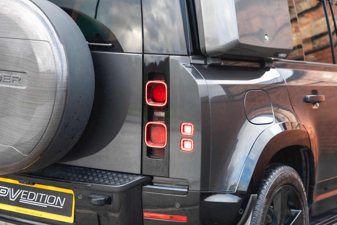 Used Land Rover Defender 2024 for sale - 76693077: Photo 24