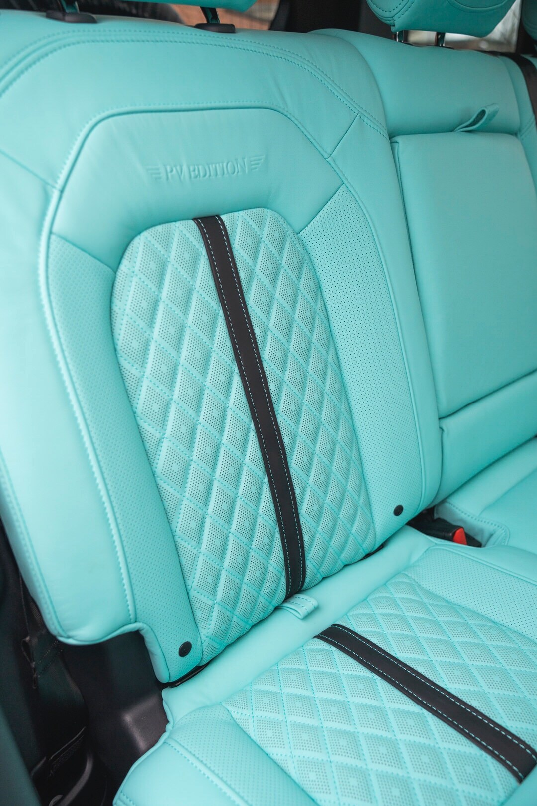 Used Land Rover Defender 2024 for sale - 76693077: Photo 32