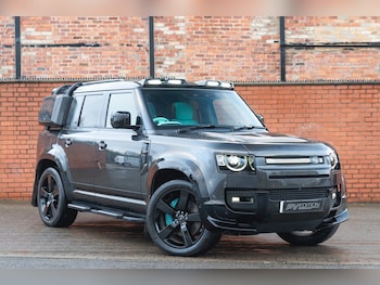 Used Land Rover Defender 2024 for sale - 76693077: Photo