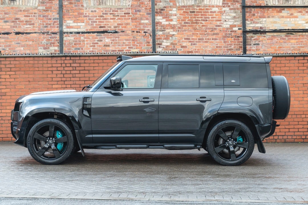 Used Land Rover Defender 2024 for sale - 76693077: Photo 6